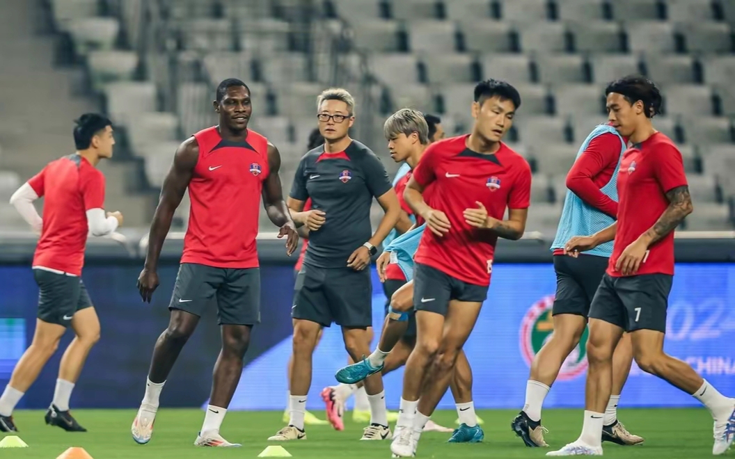 中超联赛战况反映球队实力差距,引发广泛讨论的原因