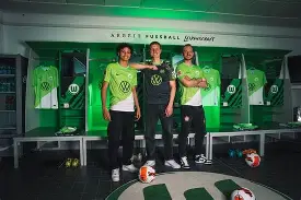 沃尔夫斯堡客场作战，向胜利发起冲击的简单介绍