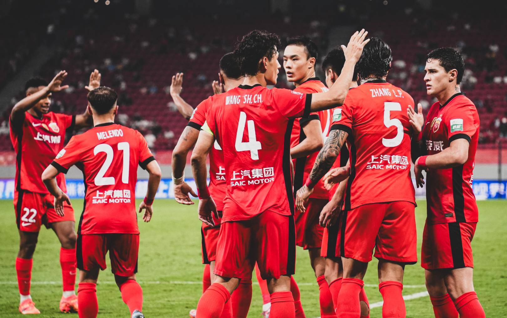 中超俱乐部运作顺利,引援情况备受关注 中超俱乐部运作顺利,引援情况备受关注