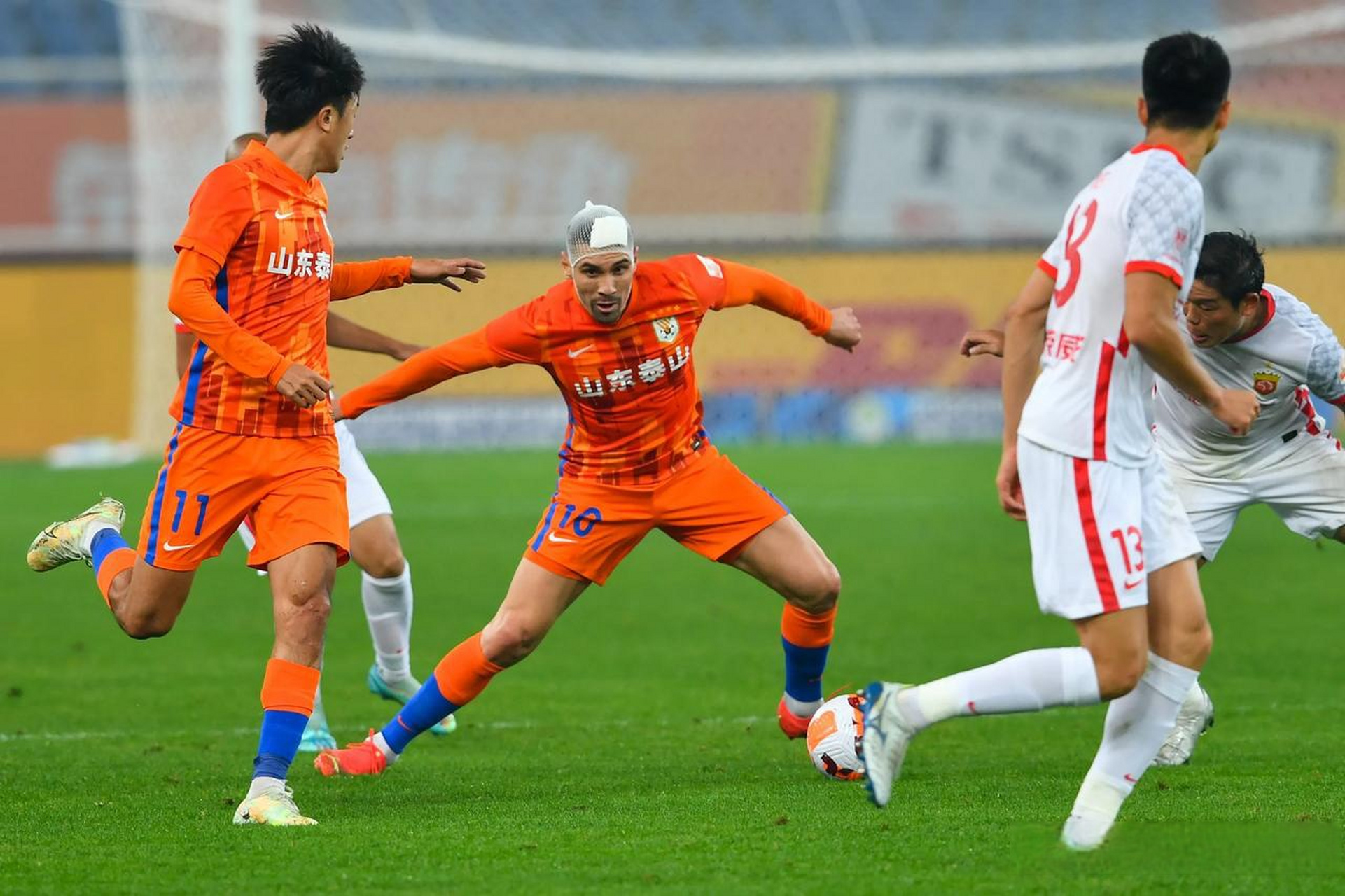 天津泰达客场挑战广州恒大，硬仗在即(天津泰达vs恒大数据分析)